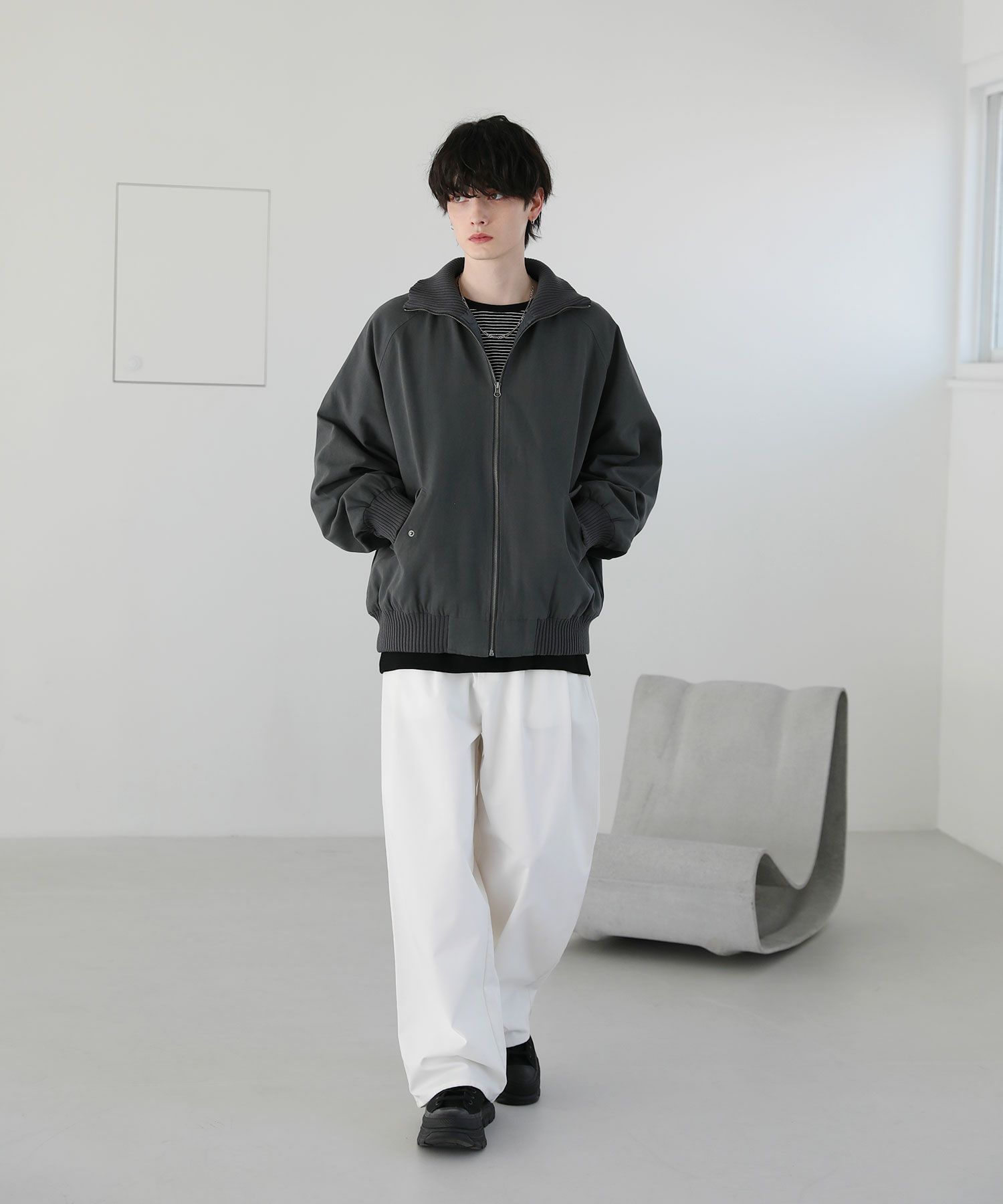 オーバーサイズリブハイネック フェイクレザー/ダック ブルゾン